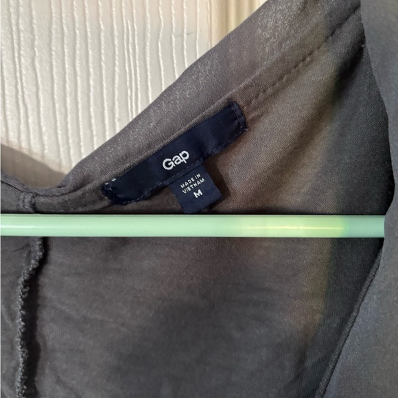 GAP Charcoal Ruffle Blouse - Picture 2 of 5